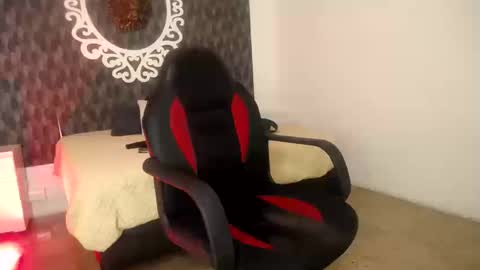 Your Girl  online show from 09/25/25, 08:45