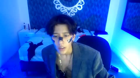 Your Girl  online show from 12/05/25, 05:05