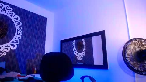 Your Girl  online show from 12/15/25, 06:12