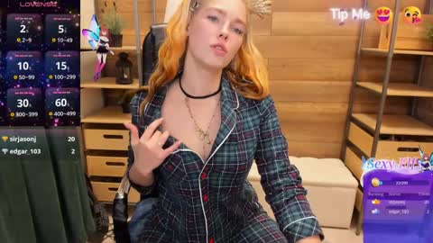 Snapshot of ghostly_temptation chatting on 12/12/24, 09:15 Sweety online show from 12/12/24, 09:15