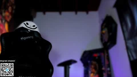 Snapshot of ghostlydolll chatting on 12/13/25, 07:53 Sara online show from 12/13/25, 07:53