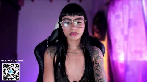 Snapshot of ghostlydolll chatting on 03/02/26, 04:47 Sara online show from 03/02/26, 04:47