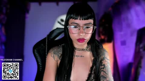 Snapshot of ghostlydolll chatting on 05/29/26, 06:28 Sara online show from 05/29/26, 06:28