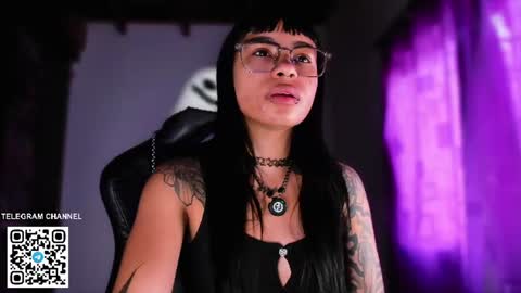 Snapshot of ghostlydolll chatting on 06/17/26, 01:56 Sara online show from 06/17/26, 01:56