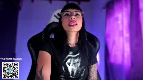Snapshot of ghostlydolll chatting on 06/25/26, 08:13 Sara online show from 06/25/26, 08:13