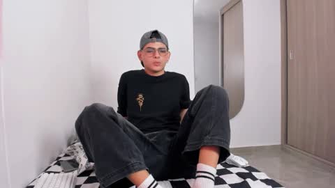 Vicent Campoli online show from 03/04/26, 01:22