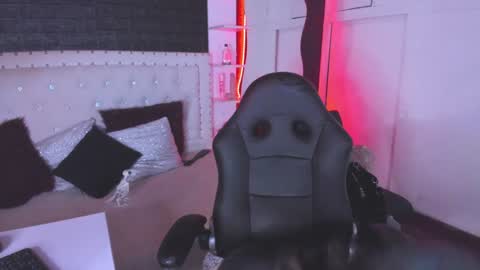 Allison  online show from 01/15/25, 06:08