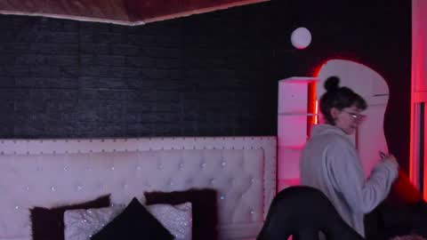 Allison  online show from 01/22/25, 01:20