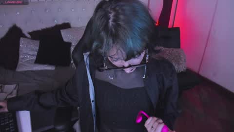 Allison  online show from 01/28/25, 08:04