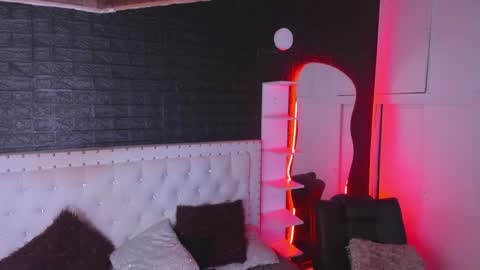 Allison  online show from 01/30/25, 01:22