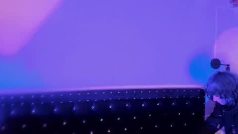 Allison  online show from 09/30/25, 04:12