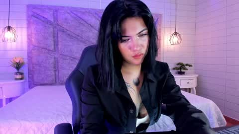 Gia online show from 04/28/26, 02:00