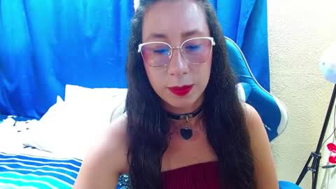 Gia  online show from 05/25/26, 08:15