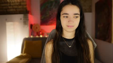 Gia Paige18 online show from 12/08/24, 09:35