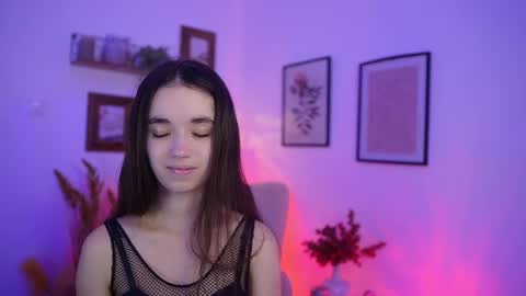 Gia Paige18 online show from 11/28/25, 02:09