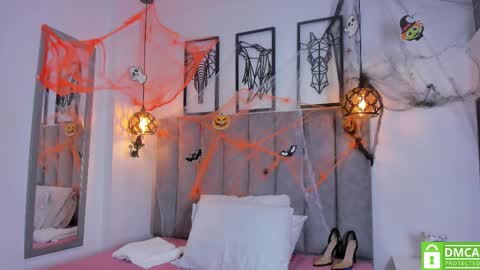 Darlliny online show from 10/22/25, 09:03