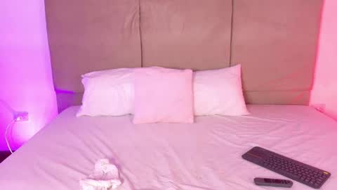 G I A  online show from 05/12/26, 04:59