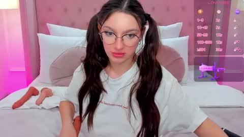 Gia online show from 03/09/25, 11:56