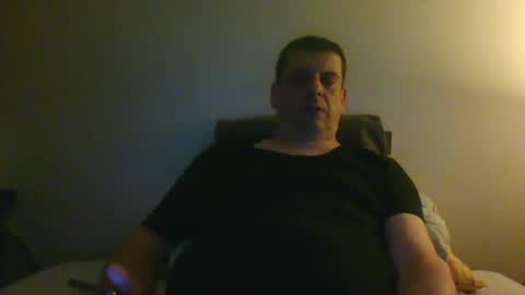 Snapshot of giaco1982 chatting on 01/20/25, 06:21 samuel online show from 01/20/25, 06:21