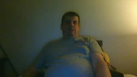 Snapshot of giaco1982 chatting on 02/26/25, 11:52 samuel online show from 02/26/25, 11:52