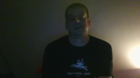 Snapshot of giaco1982 chatting on 10/13/25, 03:28 samuel online show from 10/13/25, 03:28