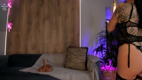 Gia Ferrera online show from 04/24/26, 07:38