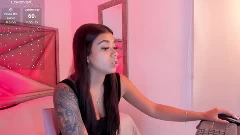 Gia  online show from 12/14/25, 06:12