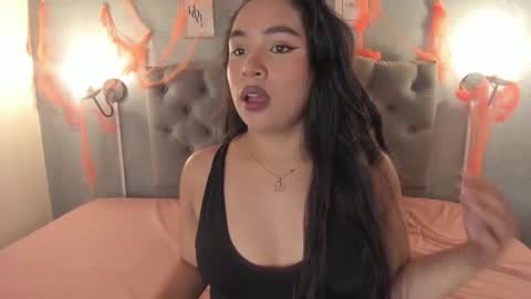 giannaslimjb online show from 10/29/25, 03:42