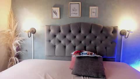 giannaslimjb online show from 12/02/25, 08:04