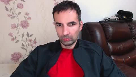 Gianni online show from 11/03/25, 04:30