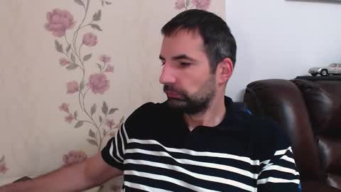 Gianni online show from 11/21/25, 10:03