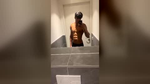 Snapshot of gianosilva chatting on 08/02/26, 12:42 gianosilva online show from 08/02/26, 12:42