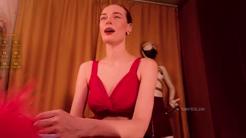 Snapshot of giantess_eva chatting on 10/05/25, 05:44 Eva online show from 10/05/25, 05:44
