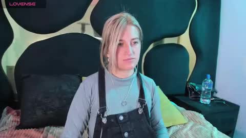 GiaRoussel online show from 03/03/26, 04:02