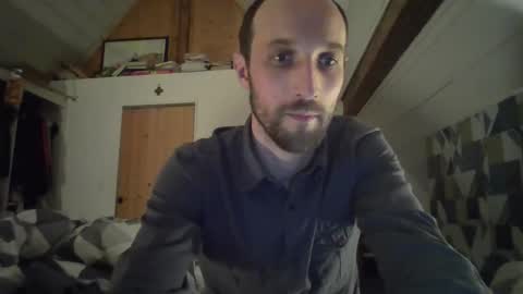 Snapshot of gib_xou chatting on 10/24/25, 06:48 gib_xou online show from 10/24/25, 06:48