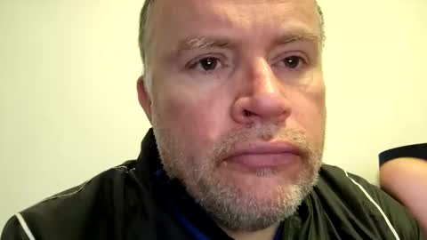 Snapshot of giddyup2222222 chatting on 03/18/26, 07:00 giddyup2222222 online show from 03/18/26, 07:00