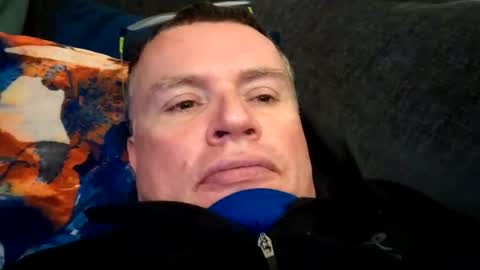 Snapshot of giddyup2222222 chatting on 03/26/26, 01:33 giddyup2222222 online show from 03/26/26, 01:33