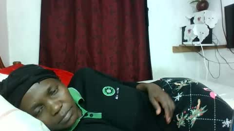 Snapshot of gift2030 chatting on 09/23/25, 06:44 gift2030 online show from 09/23/25, 06:44