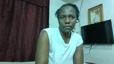 Snapshot of gift2030 chatting on 10/05/25, 09:07 gift2030 online show from 10/05/25, 09:07