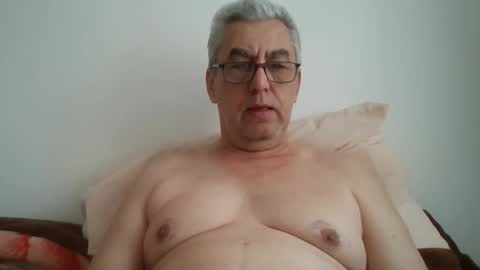 Snapshot of gigi1970 chatting on 04/25/26, 08:06 gigi1970 online show from 04/25/26, 08:06