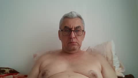 Snapshot of gigi1970 chatting on 05/17/26, 03:41 gigi1970 online show from 05/17/26, 03:41