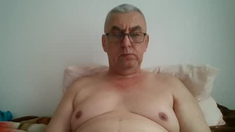 Snapshot of gigi1970 chatting on 06/17/26, 07:33 gigi1970 online show from 06/17/26, 07:33