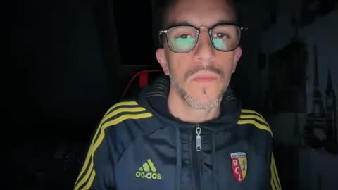 Gigi online show from 05/09/26, 03:34
