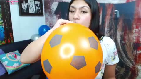 Gigi 3 online show from 06/19/26, 09:18