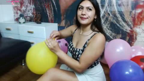 Gigi 3 online show from 06/23/26, 09:02