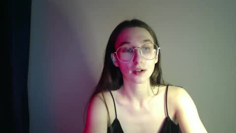 Gigi online show from 12/18/24, 05:00