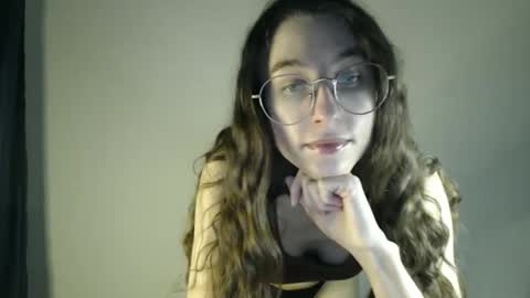 Gigi online show from 12/25/24, 03:17