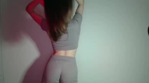 Gigi online show from 03/08/25, 05:43