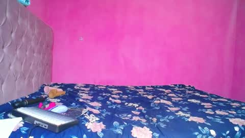 GIGI STCOTT online show from 06/17/26, 02:03