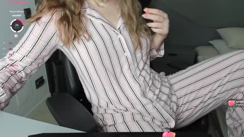 Snapshot of gigihadd chatting on 02/05/25, 04:03 gigihadd online show from 02/05/25, 04:03